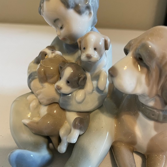 Lladro, porcelain figurine, New Playmates #5456 - Picture 2 of 3